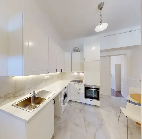 Pronájem bytu 1+1, Praha - Nové Město, Krakovská, 42 m2