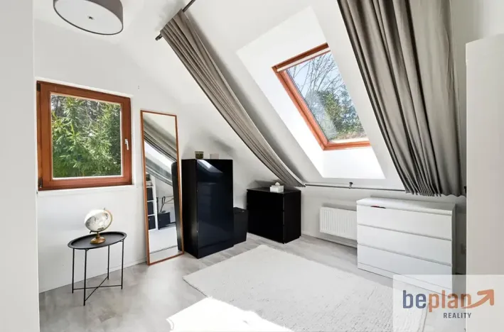 Prodej rodinného domu, Kamenice, Lomená, 161 m2