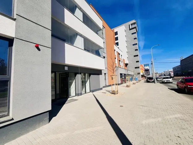 Pronájem bytu 1+kk, Praha - Vysočany, Poděbradská, 33 m2