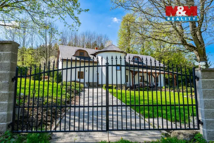 Prodej rodinného domu, Zbinohy, 168 m2