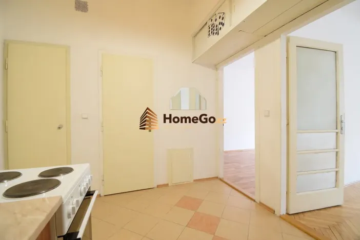 Pronájem bytu 2+1, Praha - Nusle, U gymnázia, 62 m2