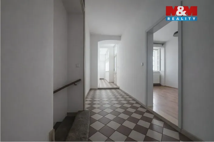 Pronájem bytu 2+kk, Kolín - Kolín I, Husova, 35 m2