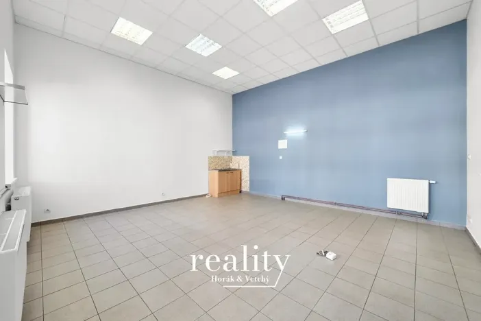 Pronájem obchodního prostoru, Znojmo, Jarošova, 30 m2