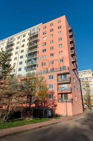 Prodej bytu 1+kk, Praha - Troja, Hnězdenská, 41 m2