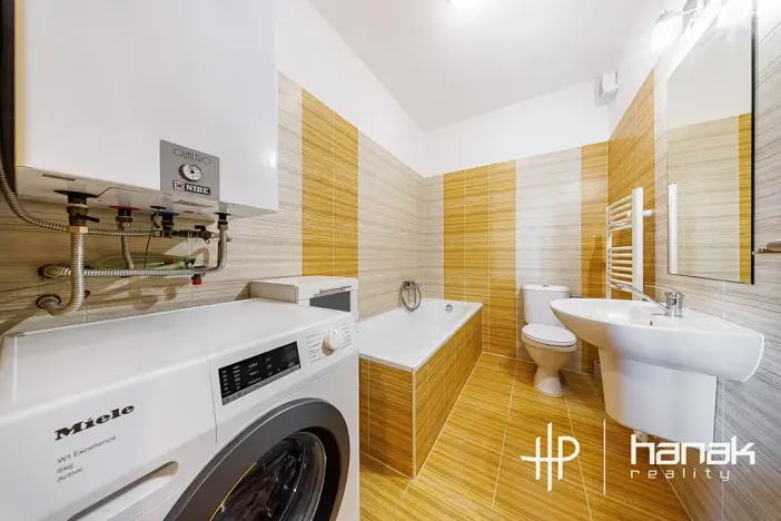 Prodej bytu 3+kk, Olomouc, Okružní, 66 m2