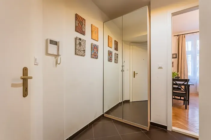 Pronájem bytu 1+kk, Praha - Holešovice, Šimáčkova, 26 m2