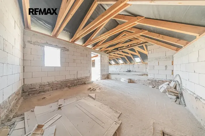 Prodej rodinného domu, Lužná, Havlíčkova, 215 m2