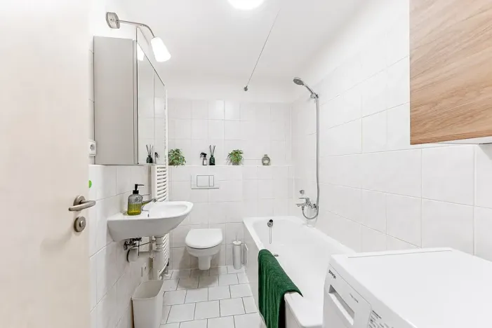 Pronájem bytu 1+kk, Praha - Hlubočepy, Chlupáčova, 29 m2