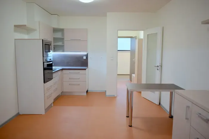 Pronájem bytu 1+kk, Rajhrad, Masarykova, 30 m2