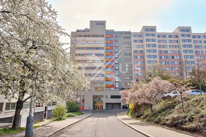 Prodej bytu 2+kk, Praha - Háje, Steinerova, 60 m2