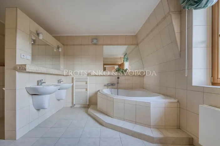 Prodej kanceláře, Vestec, Průběžná, 427 m2