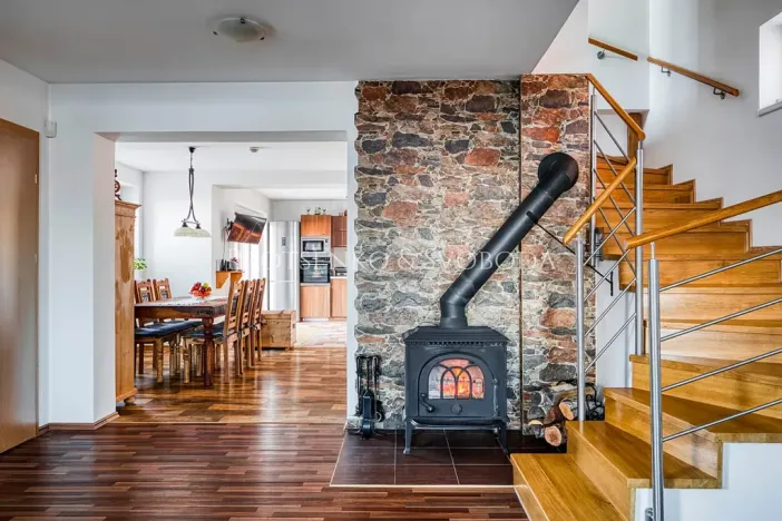 Prodej rodinného domu, Třebnouševes, 400 m2