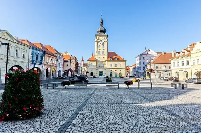 Prodej bytu 3+1, Žatec, náměstí Svobody, 101 m2