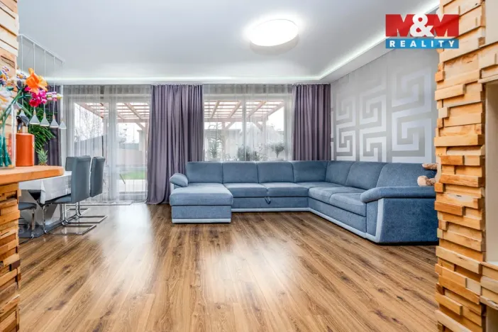 Prodej rodinného domu, Veltrusy, Lomená, 118 m2