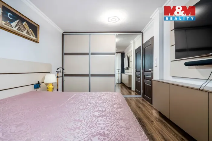 Prodej rodinného domu, Veltrusy, Lomená, 118 m2