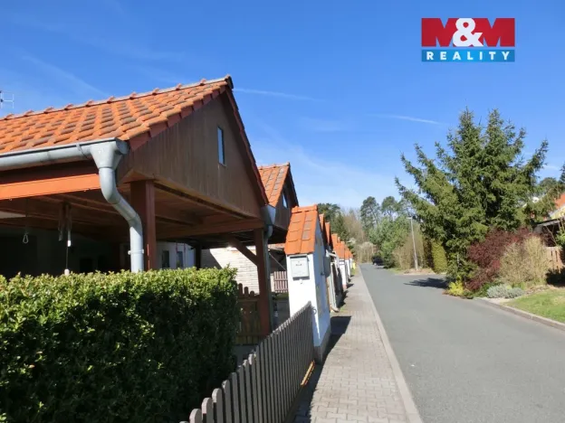 Prodej rodinného domu, Luštěnice - Zelená, Sluneční, 130 m2