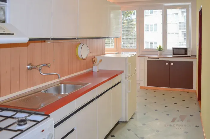 Pronájem bytu 4+1, Zlín, Santražiny, 92 m2