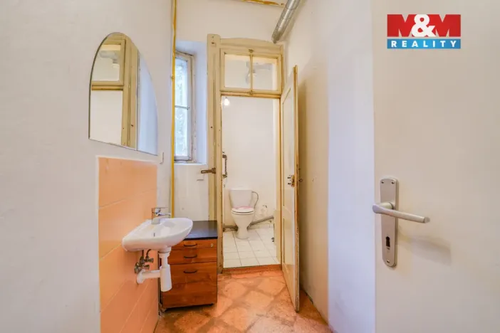 Pronájem obchodního prostoru, Plzeň - Skvrňany, Křimická, 65 m2