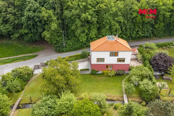 Prodej rodinného domu, Praha - Dejvice, V Šáreckém údolí, 230 m2