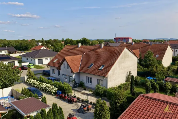 Prodej bytu 3+1, Hevlín, 87 m2