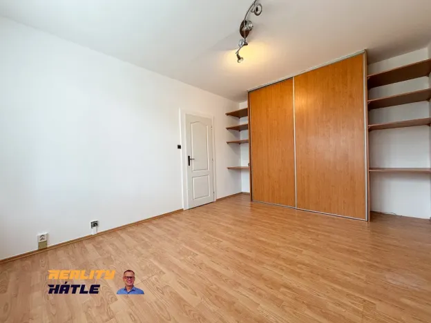 Pronájem bytu 1+1, Hořice, Pod Lipou, 38 m2