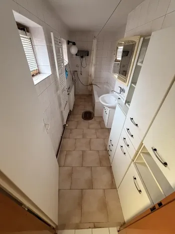 Prodej komerční nemovitosti, Benešov nad Ploučnicí, Krátká, 449 m2