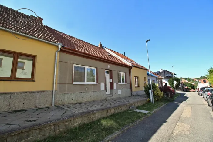 Prodej rodinného domu, Šlapanice, Komenského, 69 m2