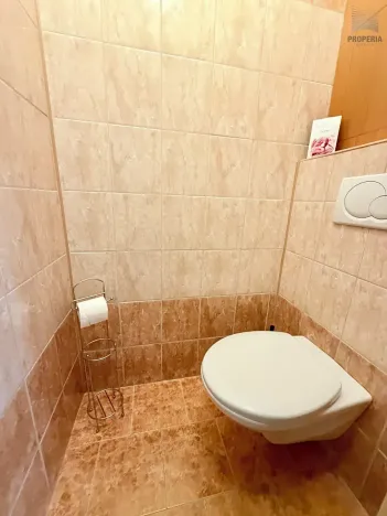 Pronájem bytu 3+1, Hrušovany u Brna, Sídliště, 72 m2