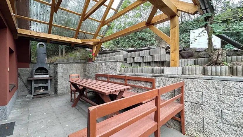 Prodej apartmánu, Strachotín, Sklepní, 285 m2