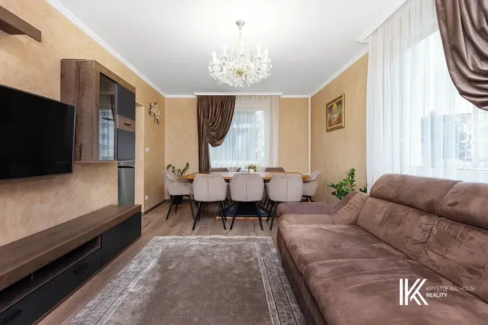 Pronájem bytu 4+1, Pardubice, Erno Košťála, 87 m2