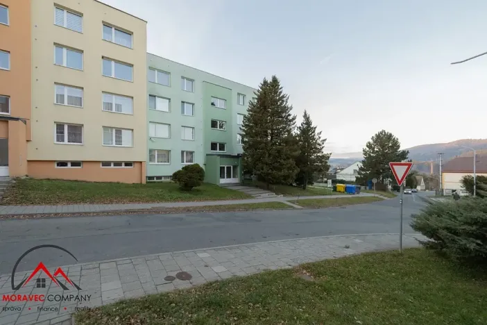 Pronájem bytu 2+1, Vrbno pod Pradědem, nám. Sv. Michala, 59 m2