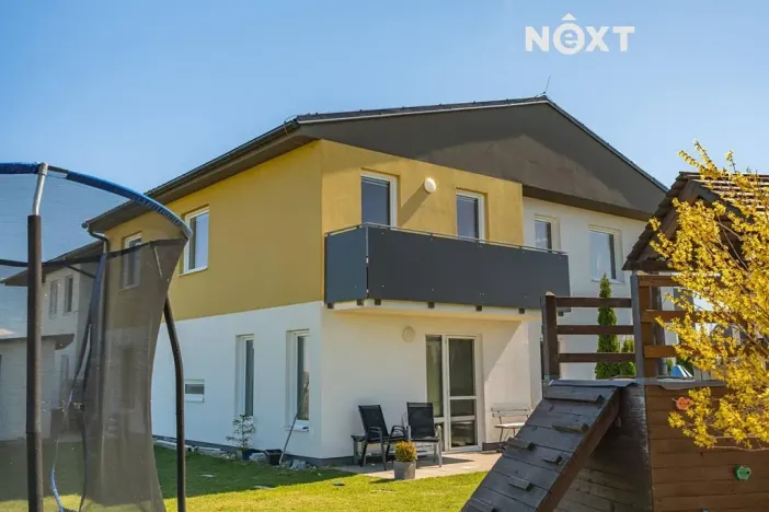 Prodej bytu 2+kk, Lavičky, 57 m2