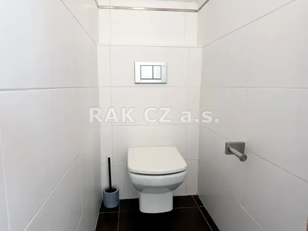 Prodej bytu 3+kk, Šestajovice, Revoluční, 74 m2