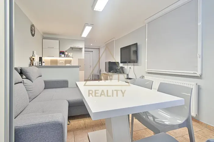 Prodej rodinného domu, Hřebeč, nám. Draha, 150 m2