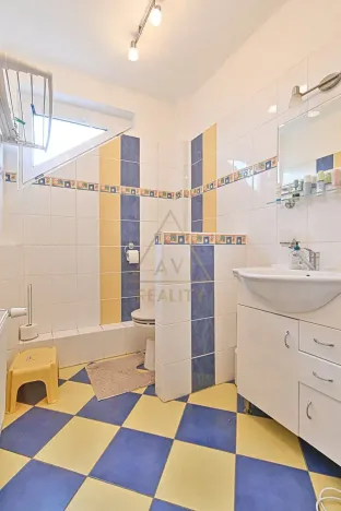 Prodej rodinného domu, Hřebeč, nám. Draha, 150 m2