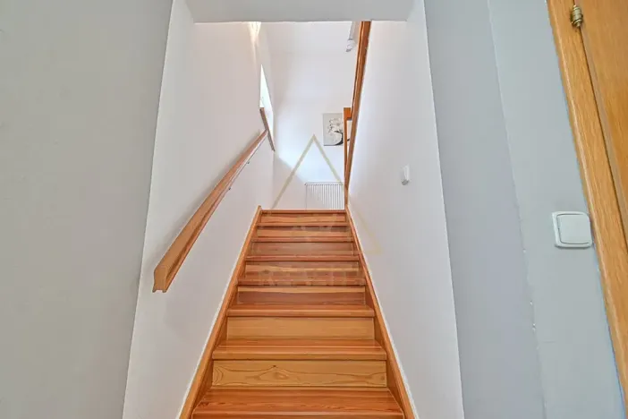 Prodej rodinného domu, Hřebeč, nám. Draha, 150 m2