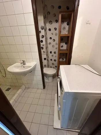 Pronájem bytu 1+kk, Praha - Radotín, Vrážská, 27 m2