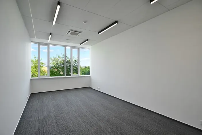 Pronájem kanceláře, Brno, Jana Babáka, 90 m2