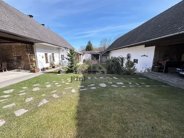 Prodej rodinného domu, Nová Bystřice, 300 m2