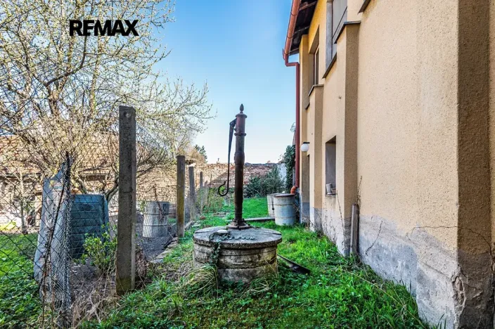 Prodej rodinného domu, Radim, 78 m2