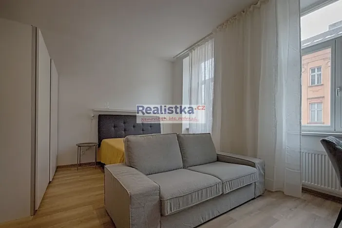 Pronájem bytu 1+kk, Brno, Údolní, 43 m2