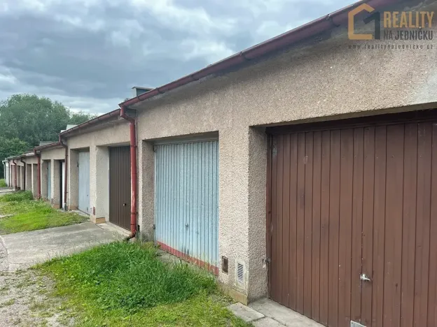 Prodej garáže, Ústí nad Orlicí, Na Štěpnici, 20 m2