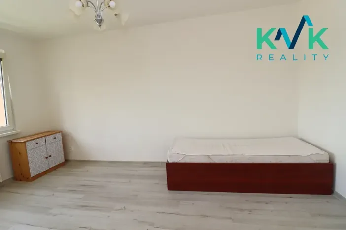 Pronájem bytu 2+1, Nová Role, Nádražní, 53 m2