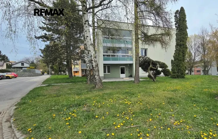 Pronájem bytu 2+kk, Orlová, Květinová, 49 m2