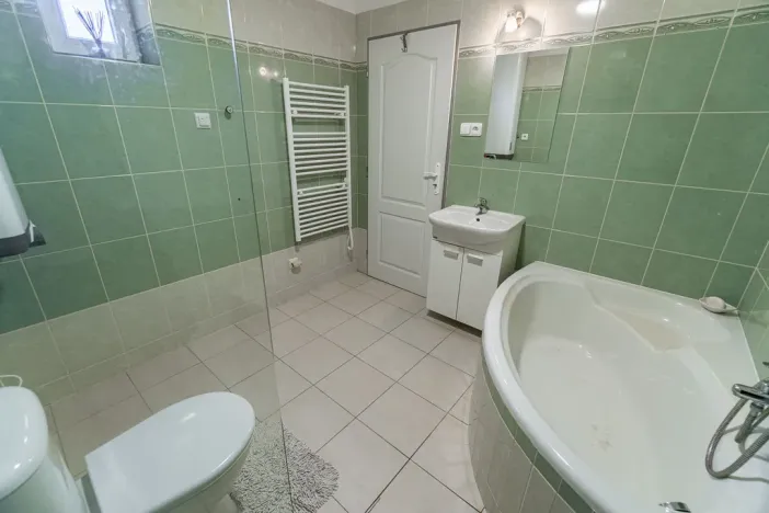 Prodej chaty, Hvožďany, 260 m2