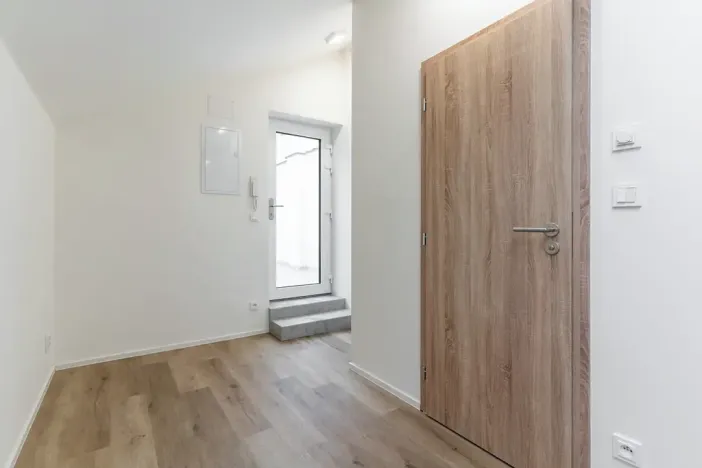 Pronájem bytu 2+kk, Brno, Boženy Němcové, 35 m2
