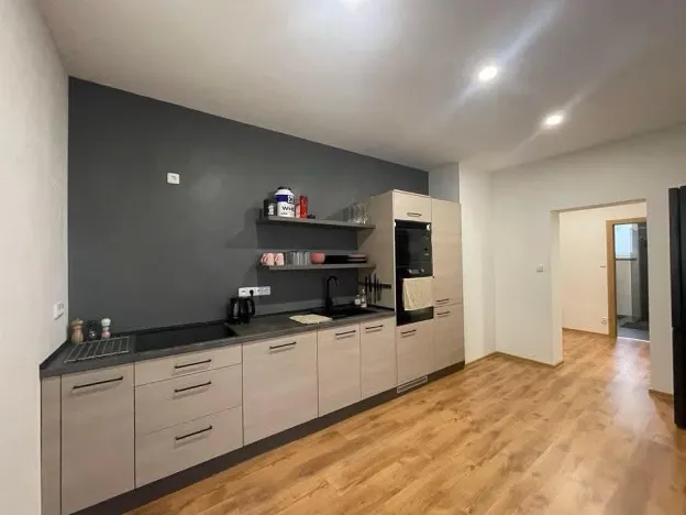 Pronájem bytu 2+kk, Liberec - Liberec XIII-Nové Pavlovice, Generála Svobody, 70 m2