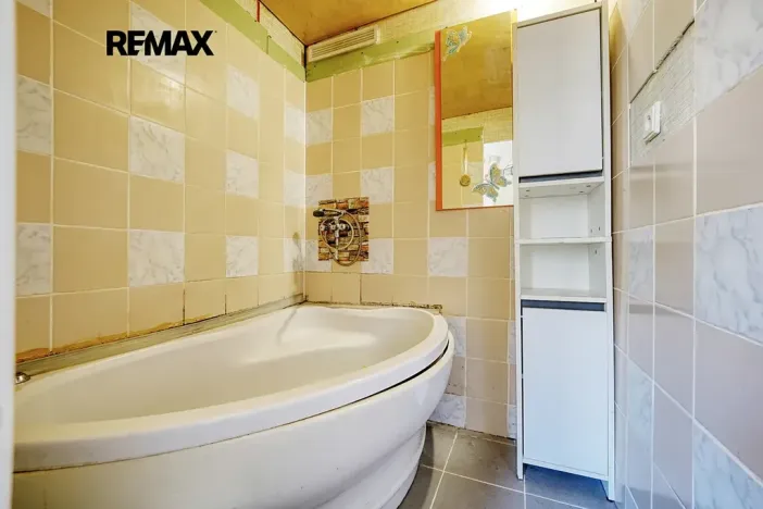 Prodej bytu 2+1, Chomutov, Kamenná, 60 m2