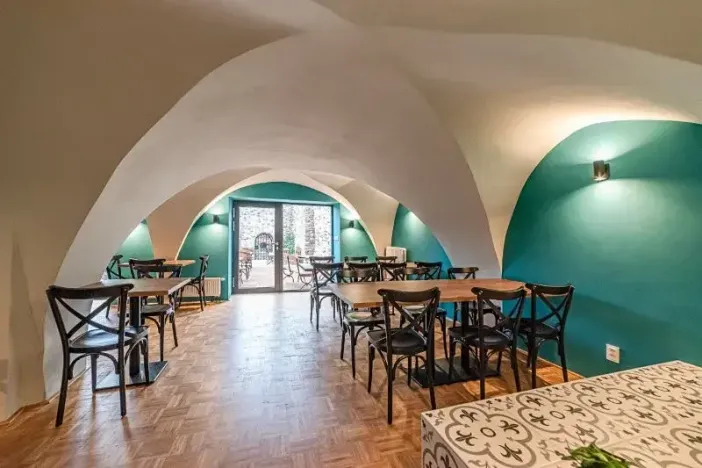 Pronájem restaurace, Jihlava, Čajkovského, 90 m2