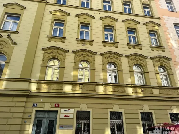 Pronájem bytu 1+1, Praha - Vršovice, Charkovská, 39 m2